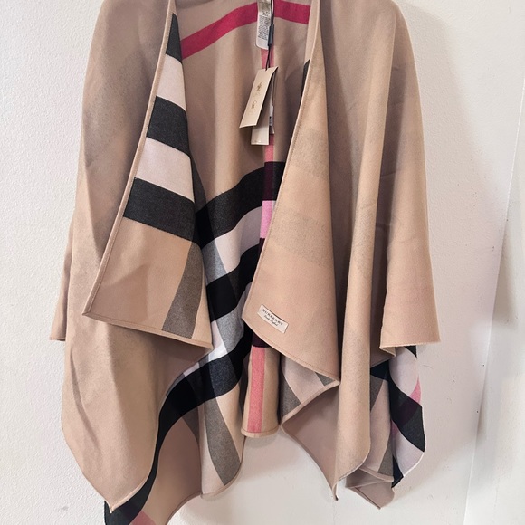 BURBERRY CAMEL CHECK REVERSIBLE SOLID CAPE PONCHO JACKET ONE SIZE - Picture 8 of 8